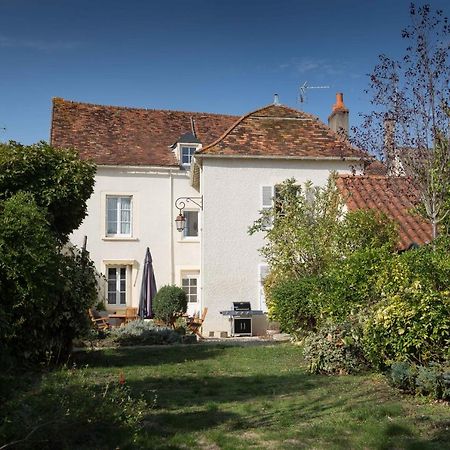 Bed and Breakfast La Bicyclette Bleue Montmorillon Exterior foto