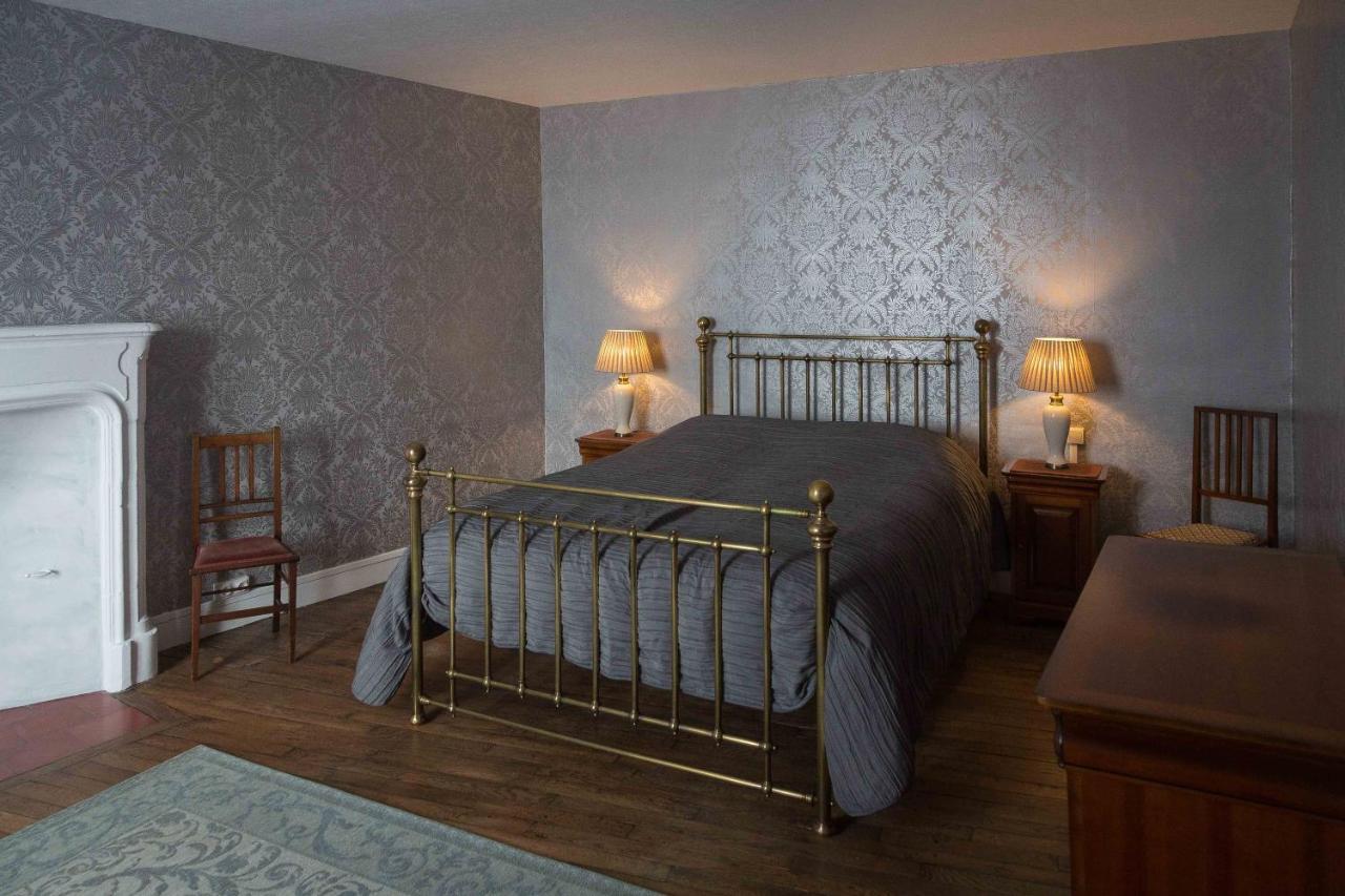 Bed and Breakfast La Bicyclette Bleue Montmorillon Exterior foto